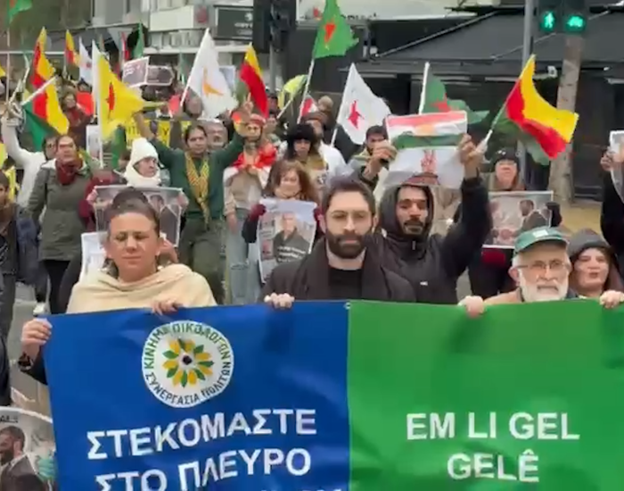 Ροζάβα: Είτε μια έντιμη ζωή είτε ένας αξιοπρεπής θάνατος