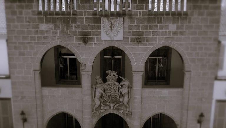 Το Σύστημα Πίσω από τη Διαφθορά στην Κύπρο